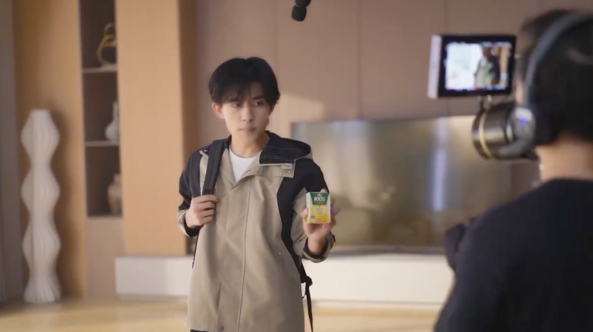 易烊千玺×汇源果汁广告片拍摄花絮