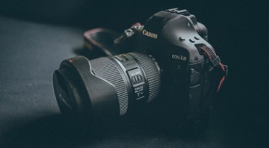 广告片拍摄公司——让品牌表达更有力量的视觉引擎