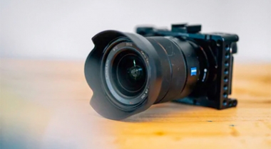 上海广告片制作——用影像点燃品牌灵魂的城市创意引擎